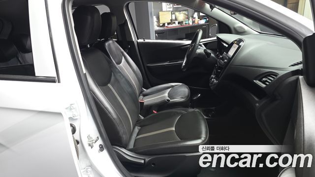 Chevrolet Korea Spark 2022 — photo 17
