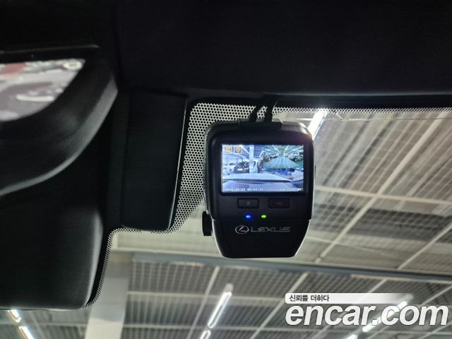 Lexus RX 2025 — photo 12