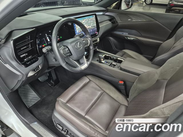 Lexus RX 2025 — photo 14