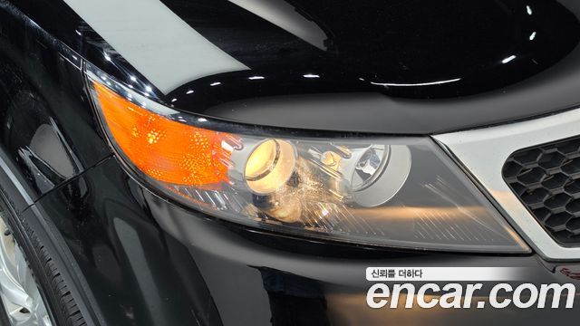 Kia Sorento 2012 — photo 8