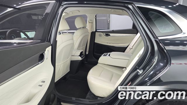 Hyundai Grandeur 2022 — photo 17