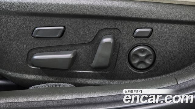 Hyundai Grandeur 2022 — photo 36