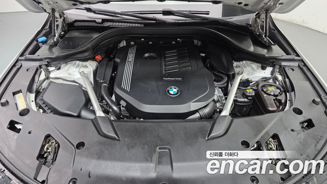 BMW Gran Turismo 2021 — photo 6
