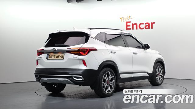 Kia Seltos 2020 — photo 2