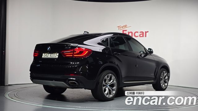 BMW X6 2018 — photo 2