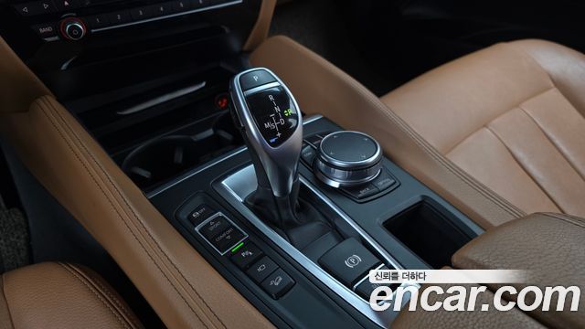 BMW X6 2018 — photo 9