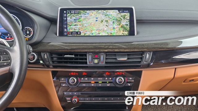 BMW X6 2018 — photo 14