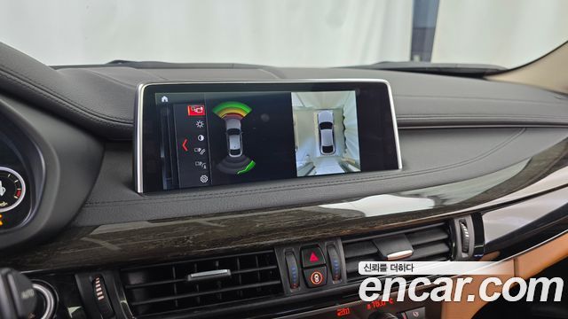 BMW X6 2018 — photo 15