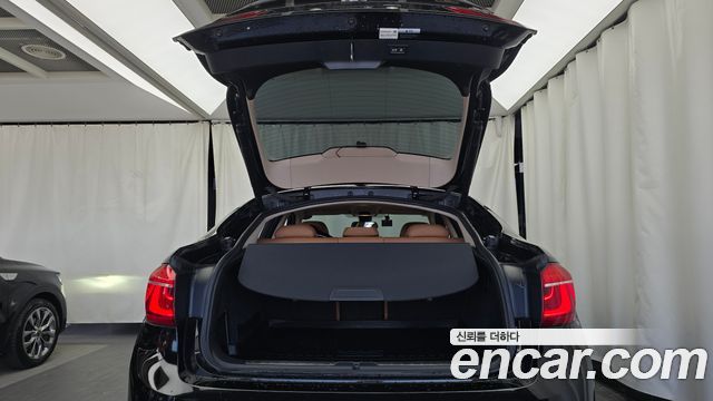 BMW X6 2018 — photo 20