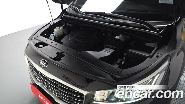 Kia Canival 2019 — photo 6