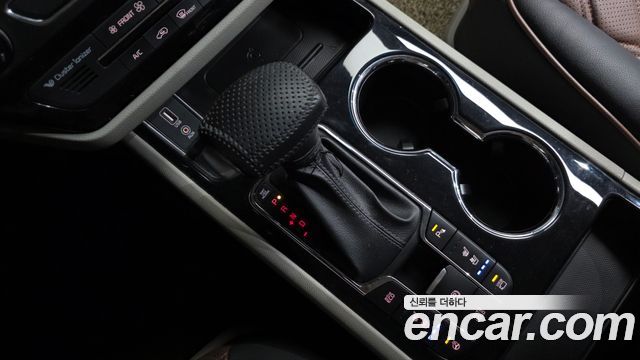 Kia Canival 2019 — photo 12