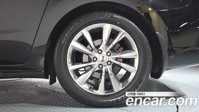 Kia Canival 2019 — photo 7