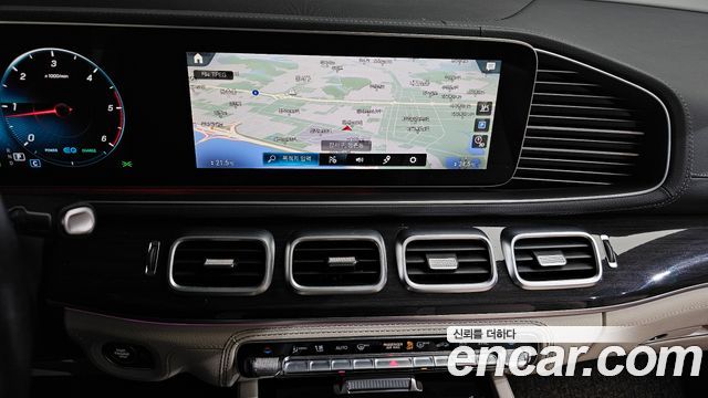 Mercedes-Benz GLE-Class 2022 — photo 20