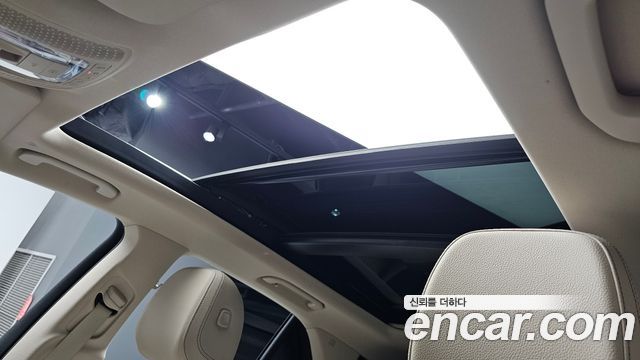 Mercedes-Benz GLE-Class 2022 — photo 25