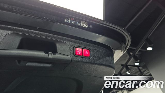 Mercedes-Benz GLE-Class 2022 — photo 27