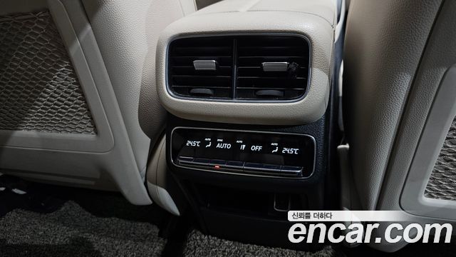 Mercedes-Benz GLE-Class 2022 — photo 28