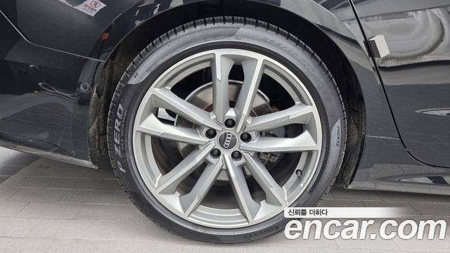 Audi A7 2021 — photo 5