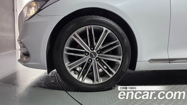 Genesis G80 2018 — photo 5