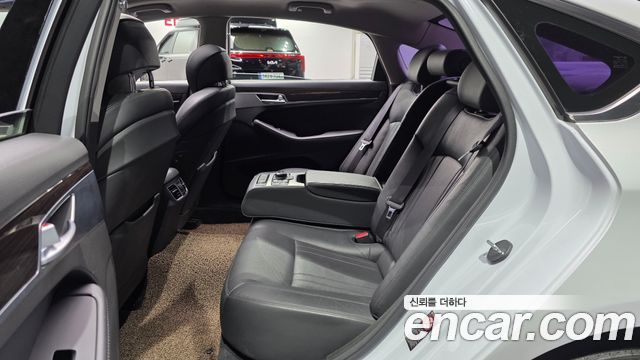 Genesis G80 2018 — photo 11