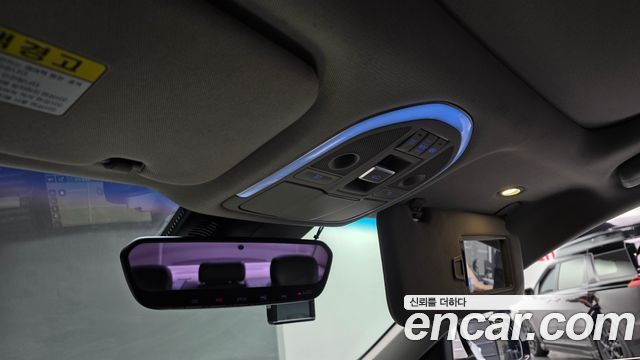 Genesis G80 2018 — photo 19