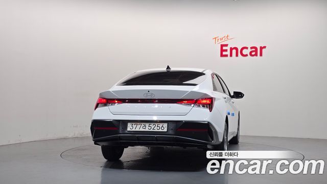 Hyundai AVANTE 2024 — photo 4