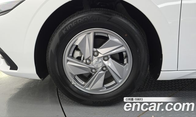 Hyundai AVANTE 2024 — photo 5