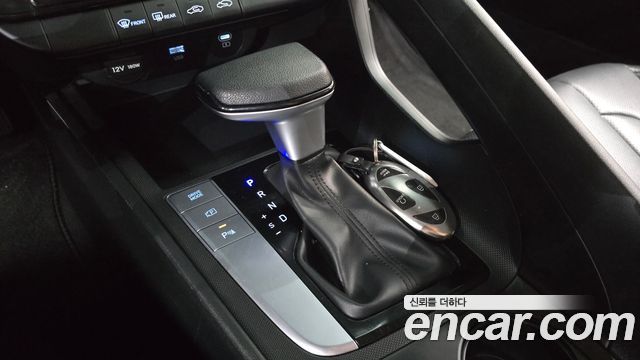 Hyundai AVANTE 2024 — photo 12