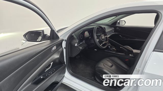 Hyundai AVANTE 2024 — photo 13