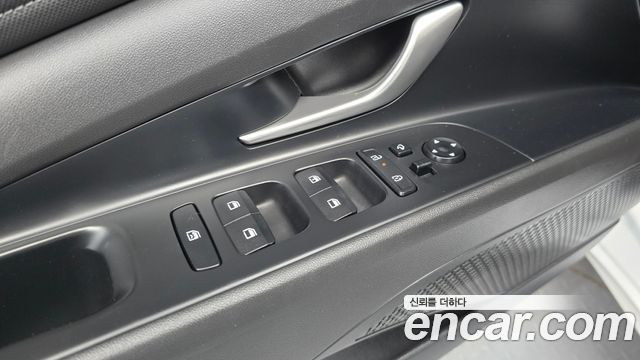 Hyundai AVANTE 2024 — photo 28