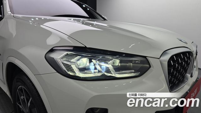 BMW X4 2023 — photo 8
