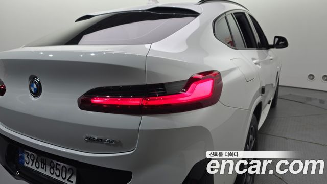 BMW X4 2023 — photo 9