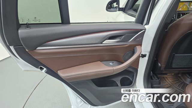 BMW X4 2023 — photo 15