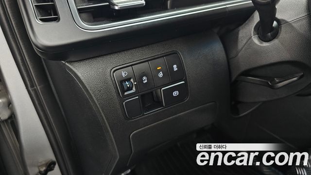 Hyundai Staria 2022 — photo 24