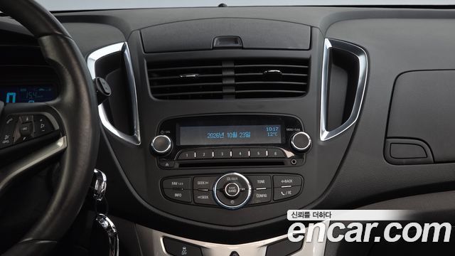 Chevrolet Korea Trax 2016 — photo 14