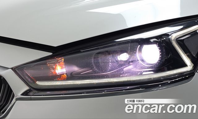 Kia K7 2016 — photo 8