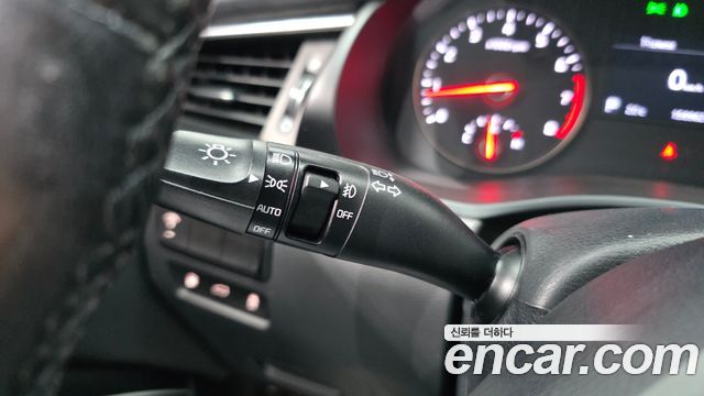 Kia K7 2016 — photo 34