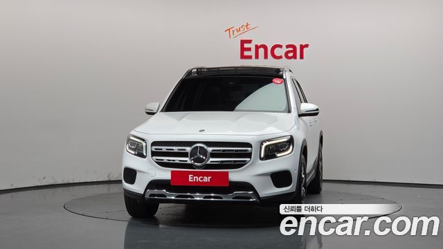 Mercedes-Benz GLB-Class 2021 — photo 3
