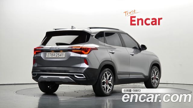 Kia Seltos 2023 — photo 2