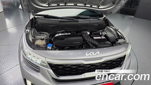 Kia Seltos 2023 — photo 6