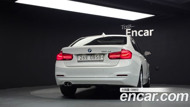 BMW 3-Series 2016 — photo 4