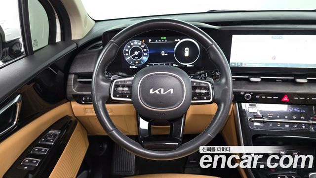 Kia Canival 2023 — photo 18
