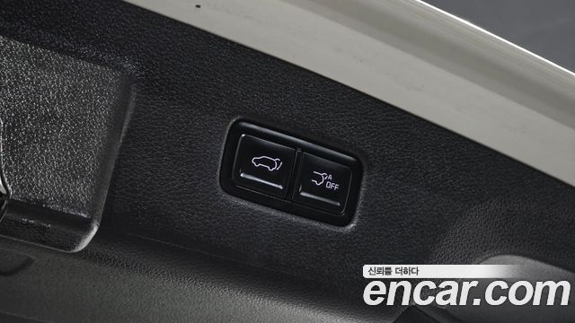 Kia Canival 2023 — photo 26