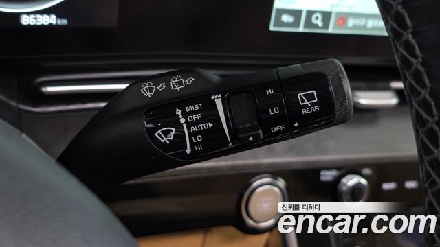 Kia Canival 2023 — photo 28