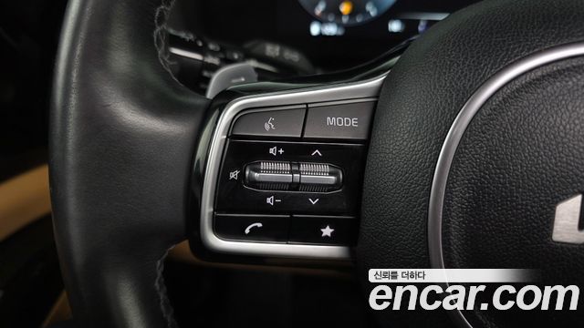 Kia Canival 2023 — photo 29
