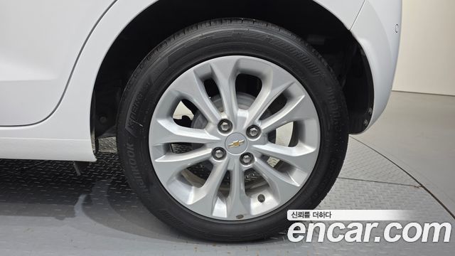 Chevrolet Korea Spark 2022 — photo 7