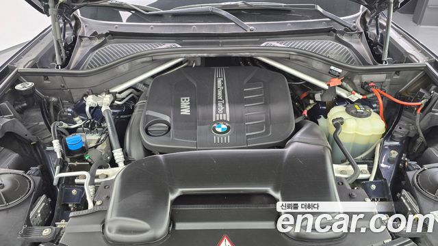 BMW X5 2016 — photo 6