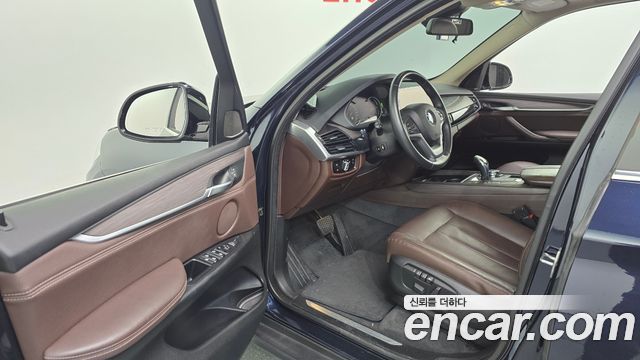 BMW X5 2016 — photo 10