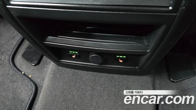 BMW X5 2016 — photo 12