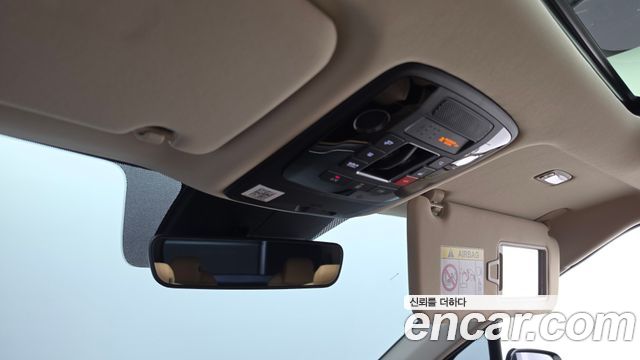 Kia Canival 2023 — photo 23