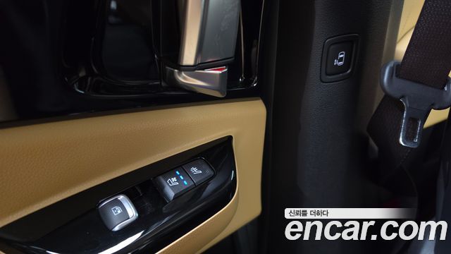 Kia Canival 2023 — photo 25